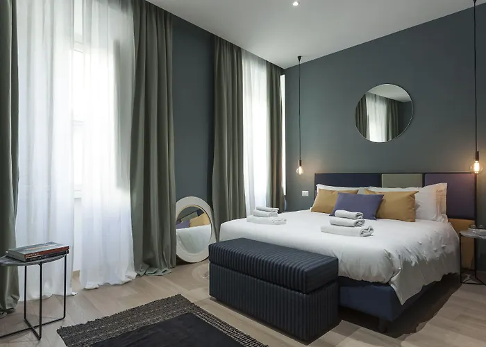 Tornabuoni PlaceAlbergo